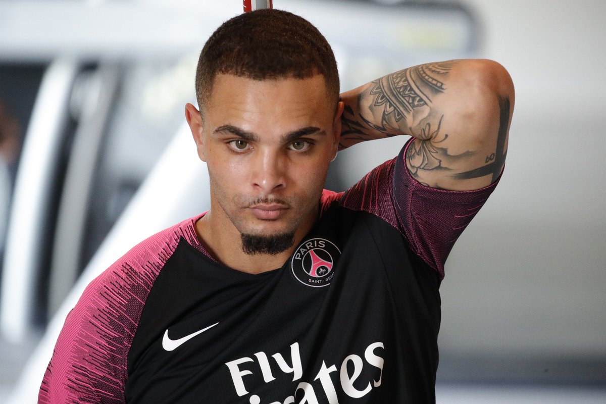 Psg training top black pink 2025